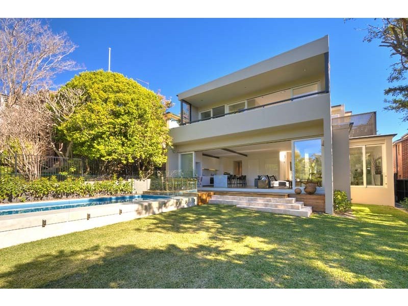 17 Charles Street, Castlecrag NSW 2068