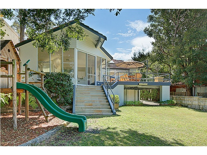 8 Rockley Street, Castlecrag NSW 2068