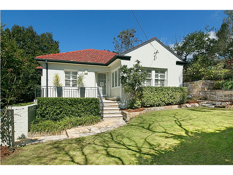 8 Rockley Street, Castlecrag NSW 2068