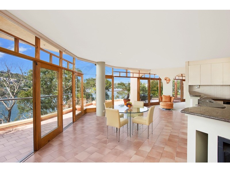 9 Cheyne Walk, Castlecrag NSW 2068