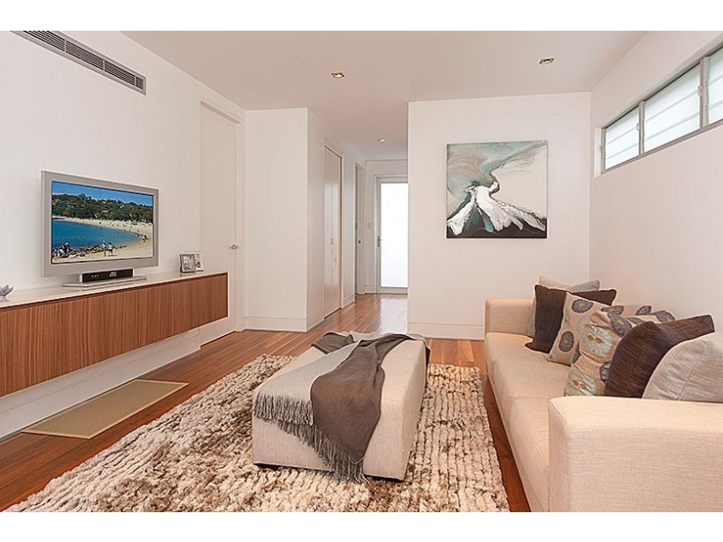 6 The Bastion, Castlecrag NSW 2068