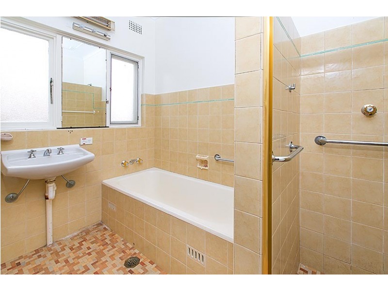 19 Sunnyside Crescent, Castlecrag NSW 2068