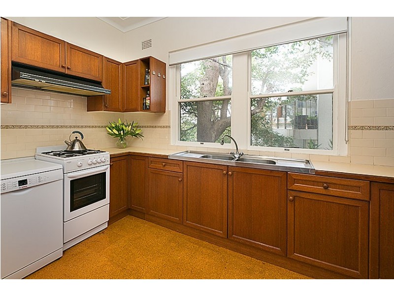 240 Edinburgh Road, Castlecrag NSW 2068