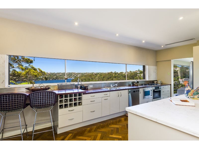 16 Linden Way, Castlecrag NSW 2068