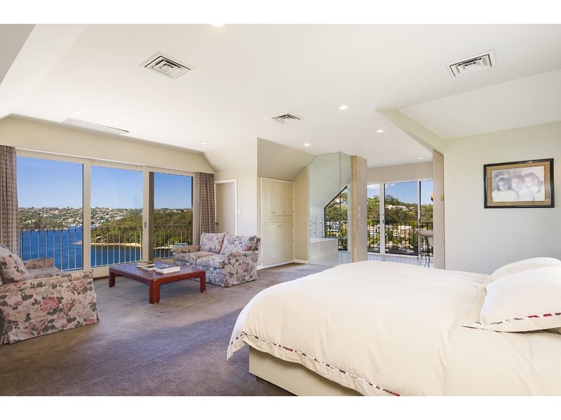 16 Linden Way, Castlecrag NSW 2068