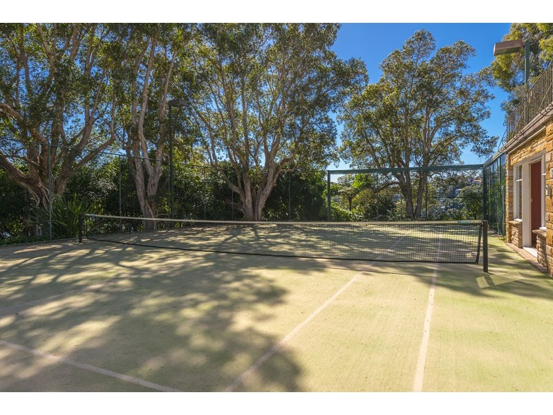 16 Linden Way, Castlecrag NSW 2068