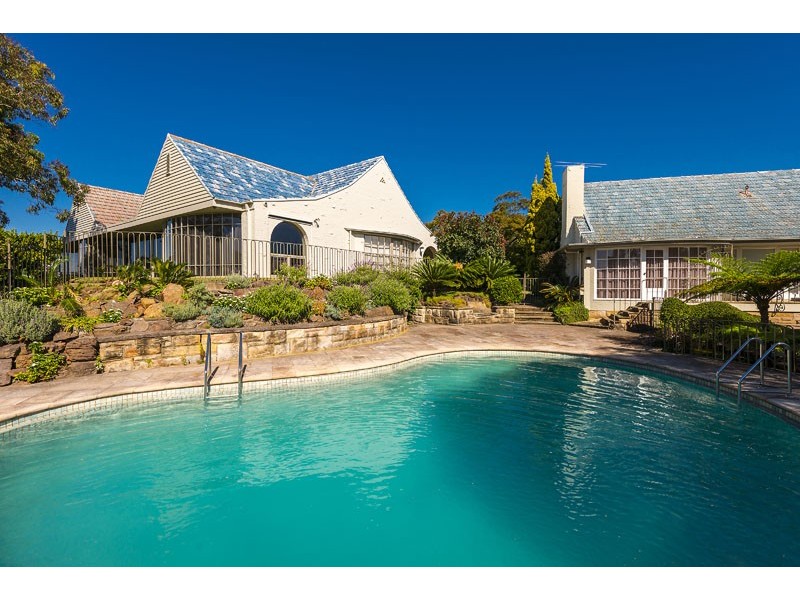 16 Linden Way, Castlecrag NSW 2068