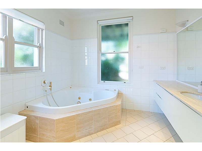19 The Citadel, Castlecrag NSW 2068