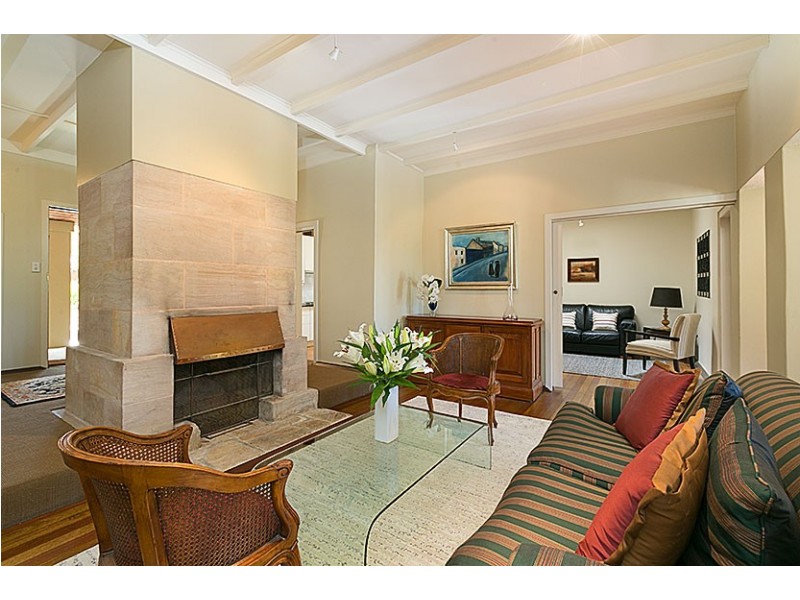 8 The Parapet, Castlecrag NSW 2068