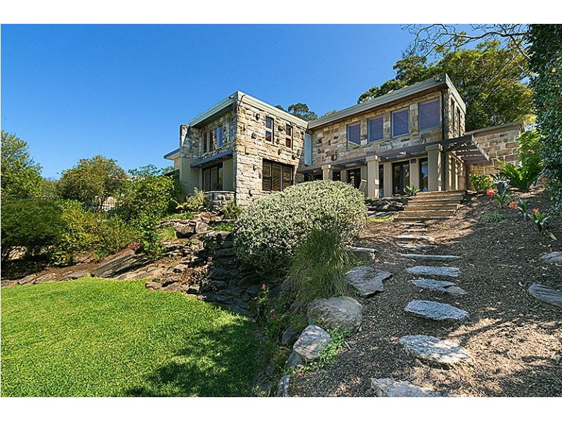 8 The Parapet, Castlecrag NSW 2068