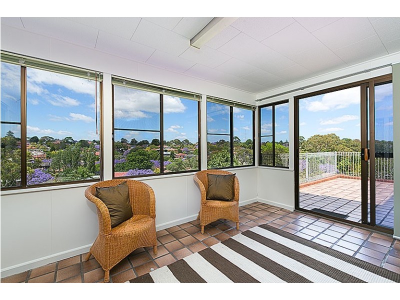 10 Lincoln Avenue, Castlecrag NSW 2068