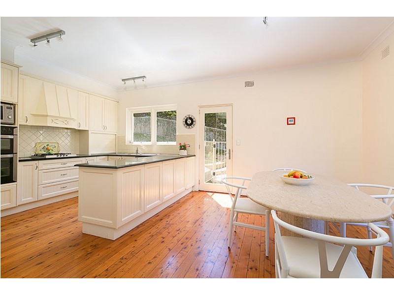 21 Cheyne Walk, Castlecrag NSW 2068