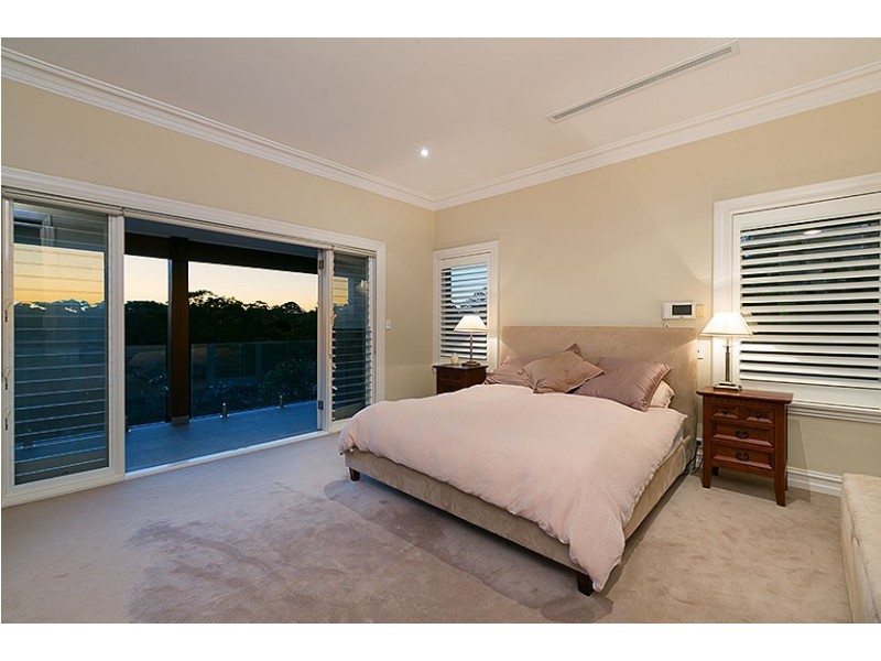 260 Edinburgh Road, Castlecrag NSW 2068