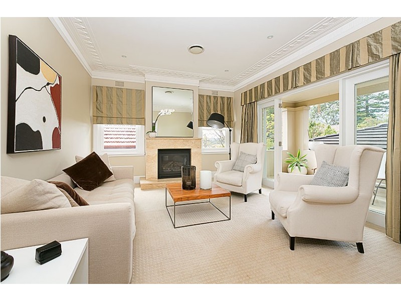 8 Rutland Avenue, Castlecrag NSW 2068