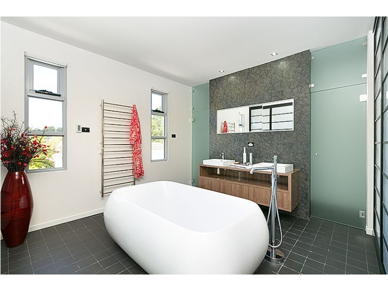 17 Sunnyside Crescent, Castlecrag NSW 2068