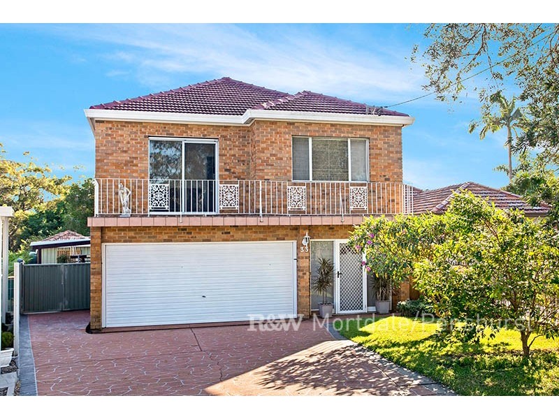 33 Beaumaris Crescent, Mortdale NSW 2223