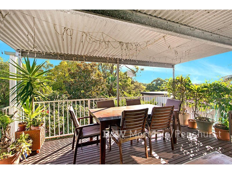 33 Beaumaris Crescent, Mortdale NSW 2223