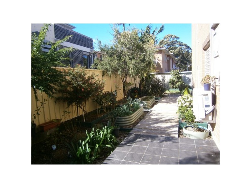 2/7-9 Austral Street, Penshurst NSW 2222