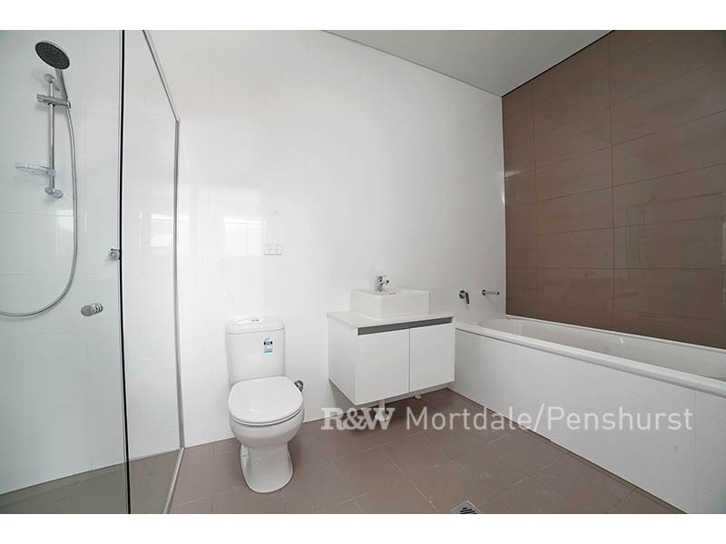 6/3-7 Gover Street, Peakhurst NSW 2210