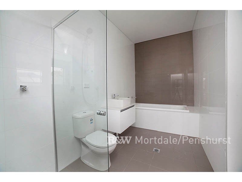 11/3-7 Gover Street, Peakhurst NSW 2210