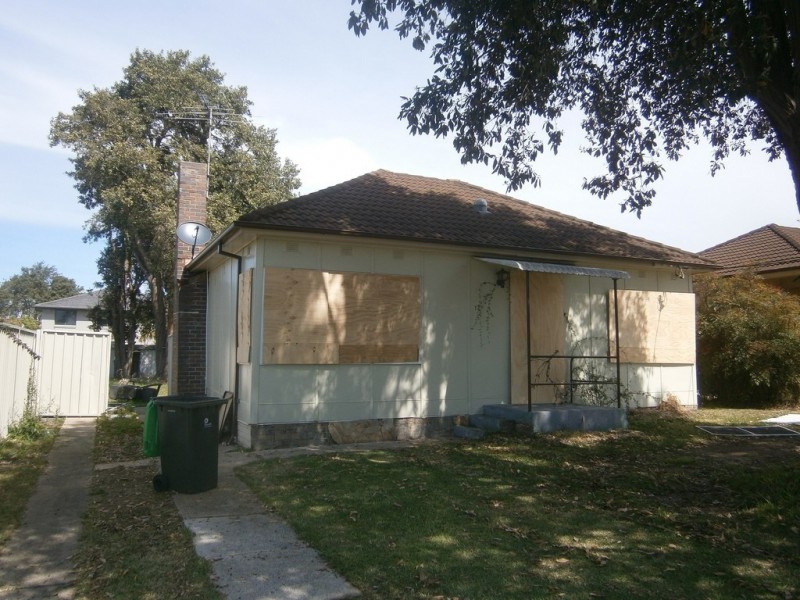 12 Peace Avenue, Peakhurst Heights NSW 2210