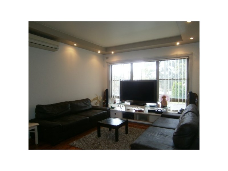 32 Mavis Avenue, Peakhurst NSW 2210