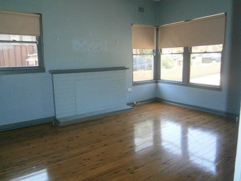 25 Methuen Parade, Riverwood NSW 2210