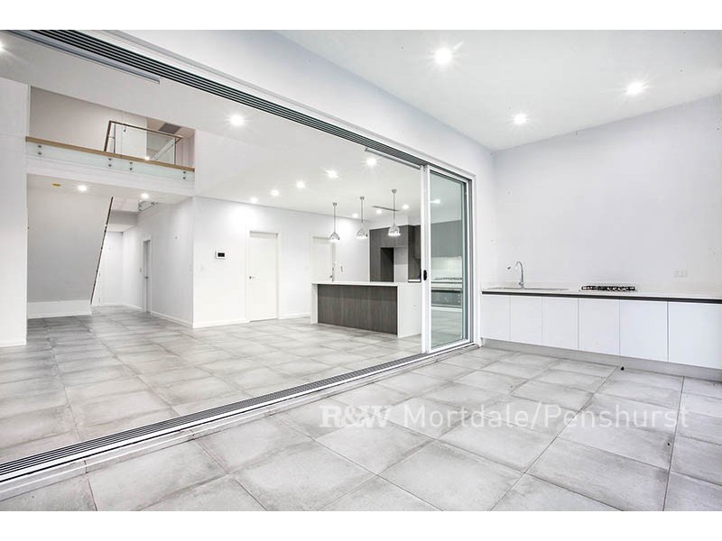 5 Clarke Street, Peakhurst NSW 2210