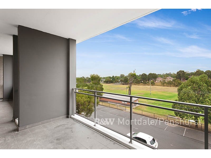 61 – 65 Trafalgar St, Peakhurst NSW 2210
