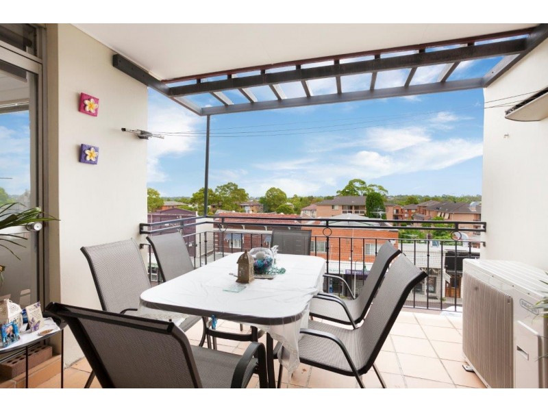 14/9 Pitt Street, Mortdale NSW 2223