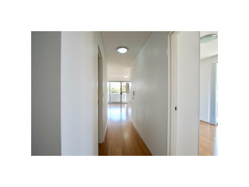 1/3-7 Gover Street, Peakhurst NSW 2210