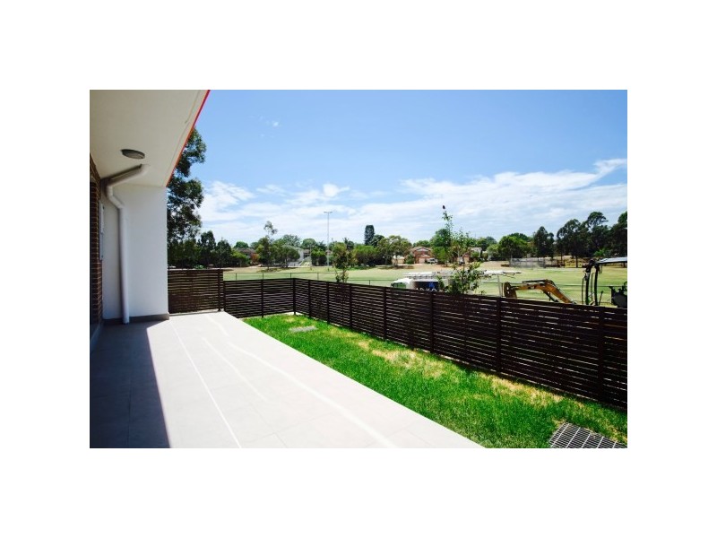1/3-7 Gover Street, Peakhurst NSW 2210