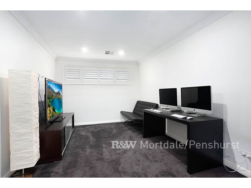 70 Baumans Road, Peakhurst NSW 2210