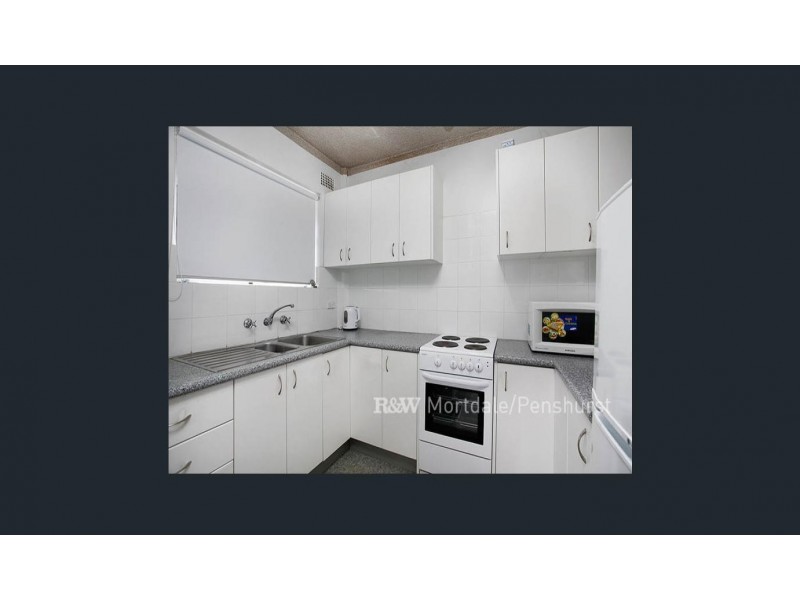 1/79 Queens Road, Hurstville NSW 2220