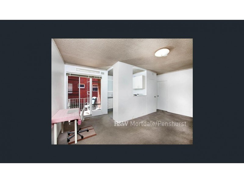 1/79 Queens Road, Hurstville NSW 2220