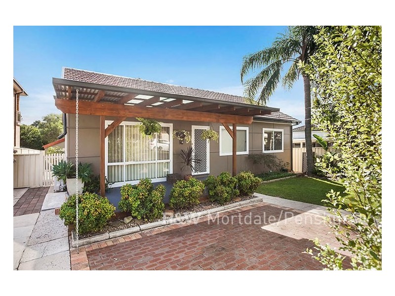 2A Bowman Street, Mortdale NSW 2223