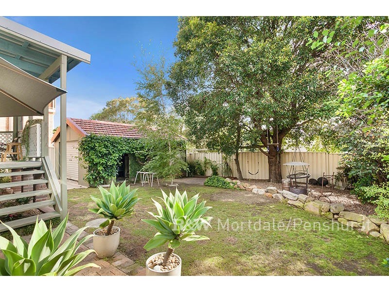 2A Bowman Street, Mortdale NSW 2223