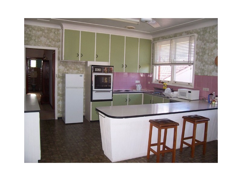 1 Pamela Avenue, Peakhurst Heights NSW 2210