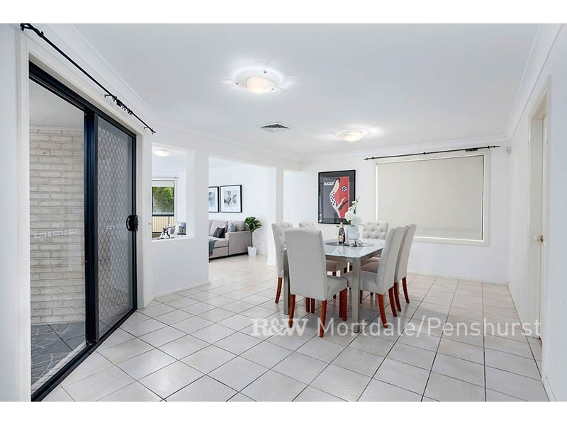 16 Hilltop Avenue, Padstow Heights NSW 2211