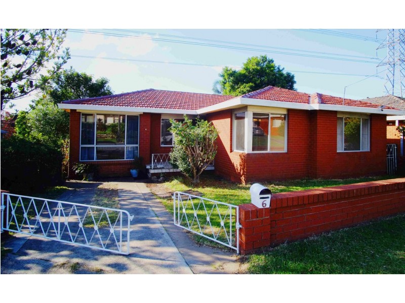 6 Redgum Drive, Lugarno NSW 2210