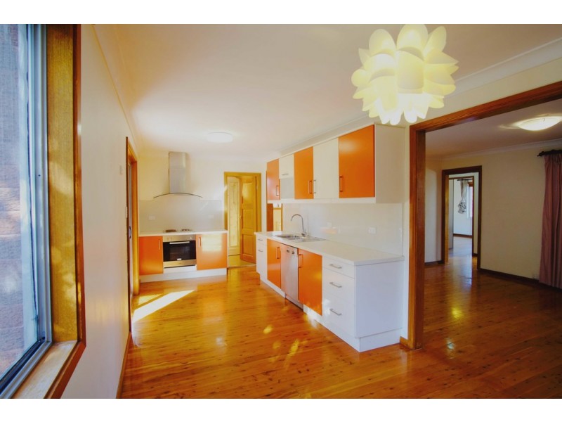 6 Redgum Drive, Lugarno NSW 2210