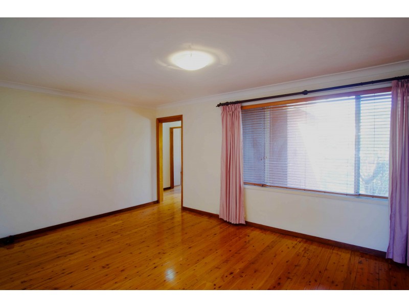 6 Redgum Drive, Lugarno NSW 2210