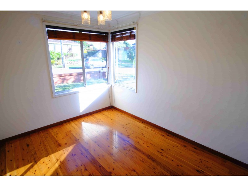 6 Redgum Drive, Lugarno NSW 2210