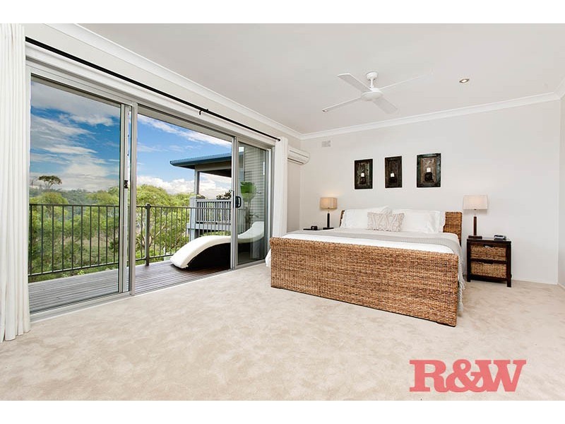 39 Moons Ave, Lugarno NSW 2210