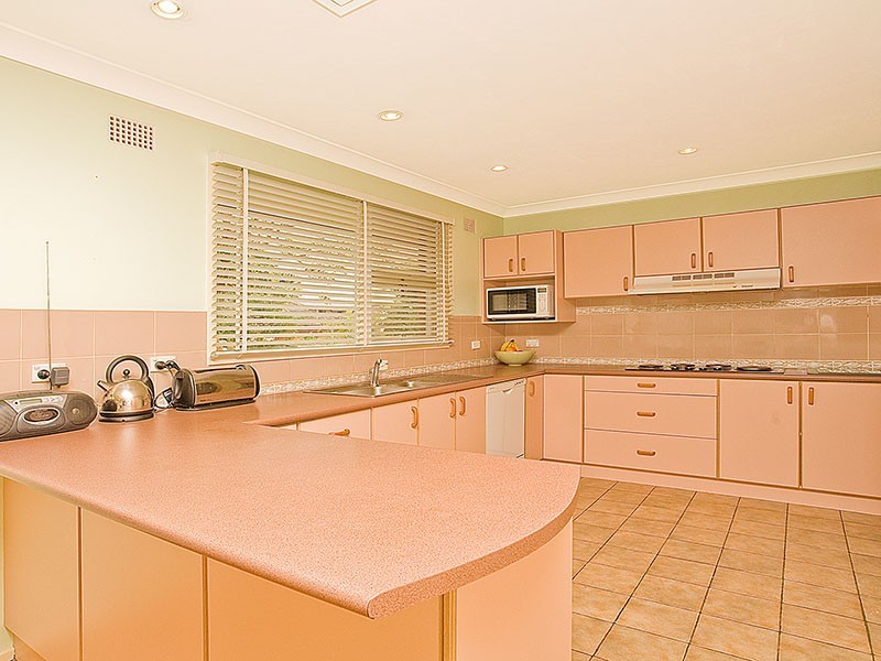 Peakhurst Heights NSW 2210