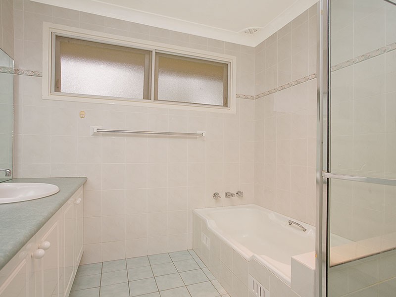 Peakhurst Heights NSW 2210