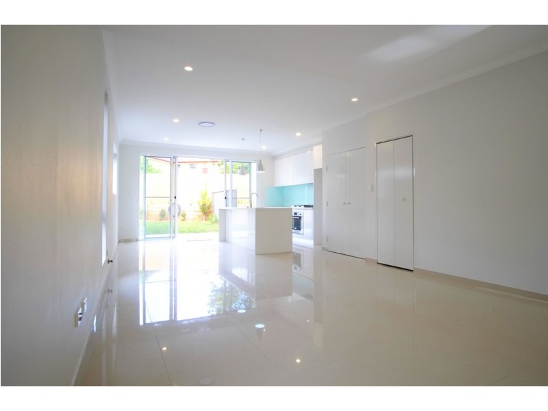 1/67 Trafalgar Street, Peakhurst NSW 2210