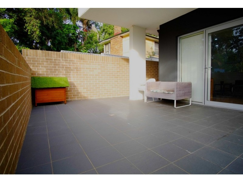 4/37-41 Gover Street, Peakhurst NSW 2210