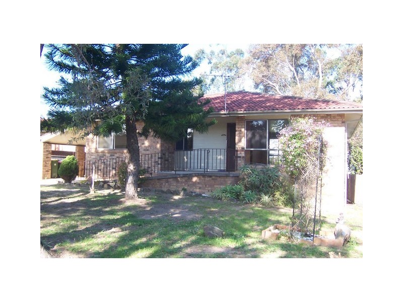 11 Bromwich Place, Menai NSW 2234
