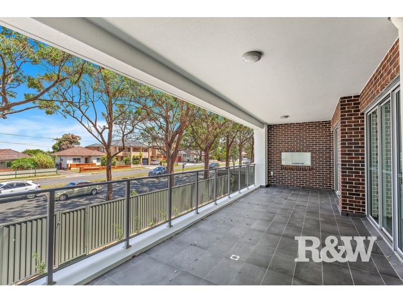 11/1-3 Pearce Avenue, Peakhurst NSW 2210